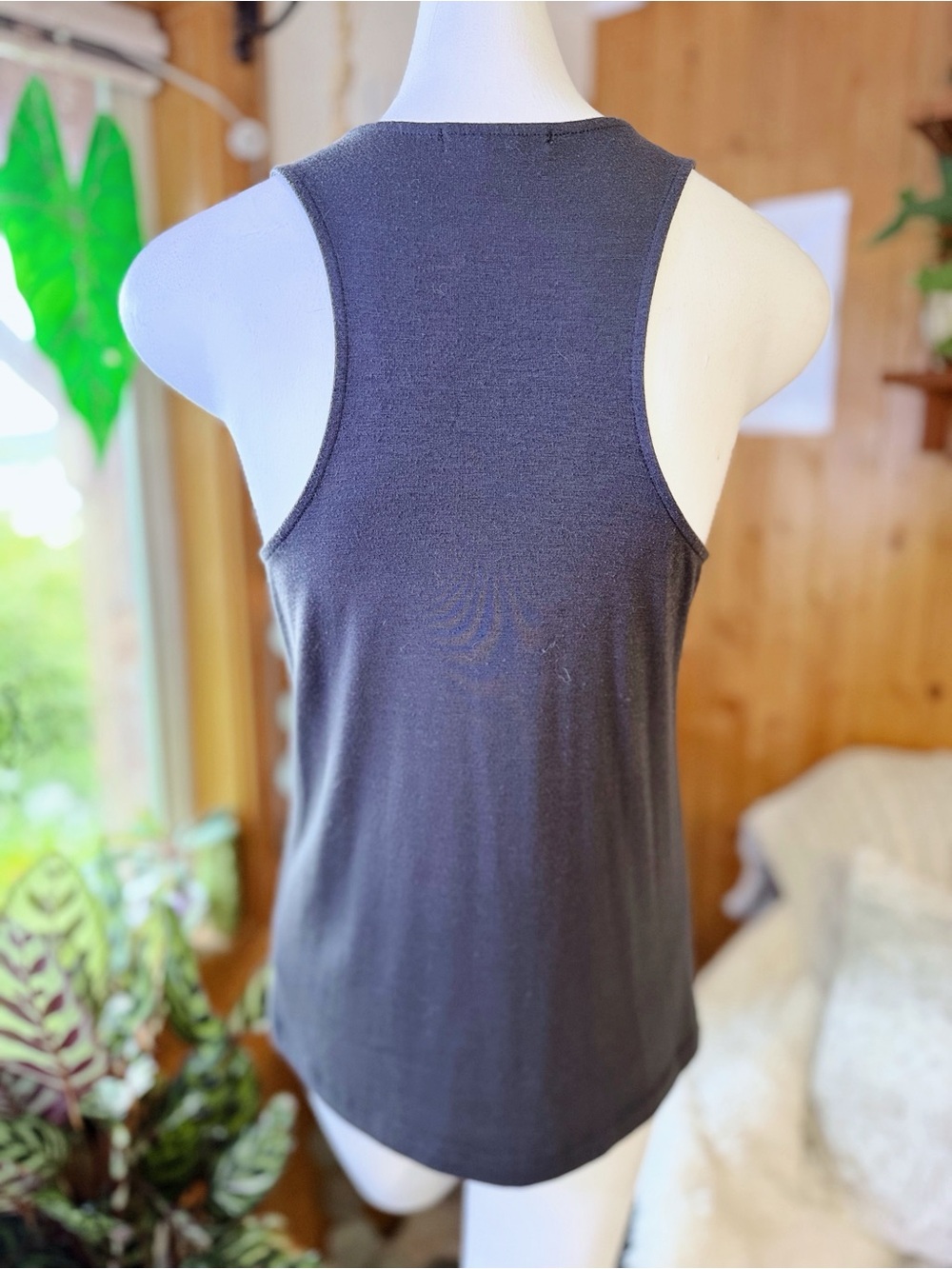 Twenty One Forever 21 Gray Beaded Embellished Racerback Tank Top M Y2K - Picture 4 of 10